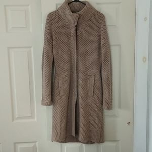 Mantovani Studio wool and cashmere knit coat